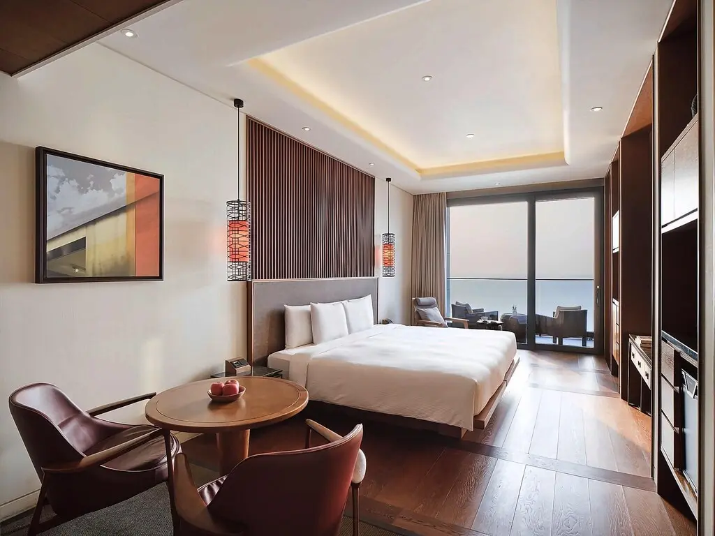 Guest room