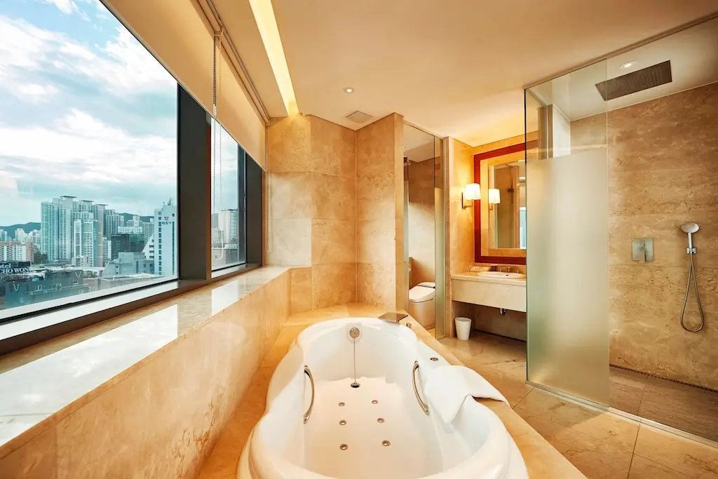 Junior Double - Bathroom
