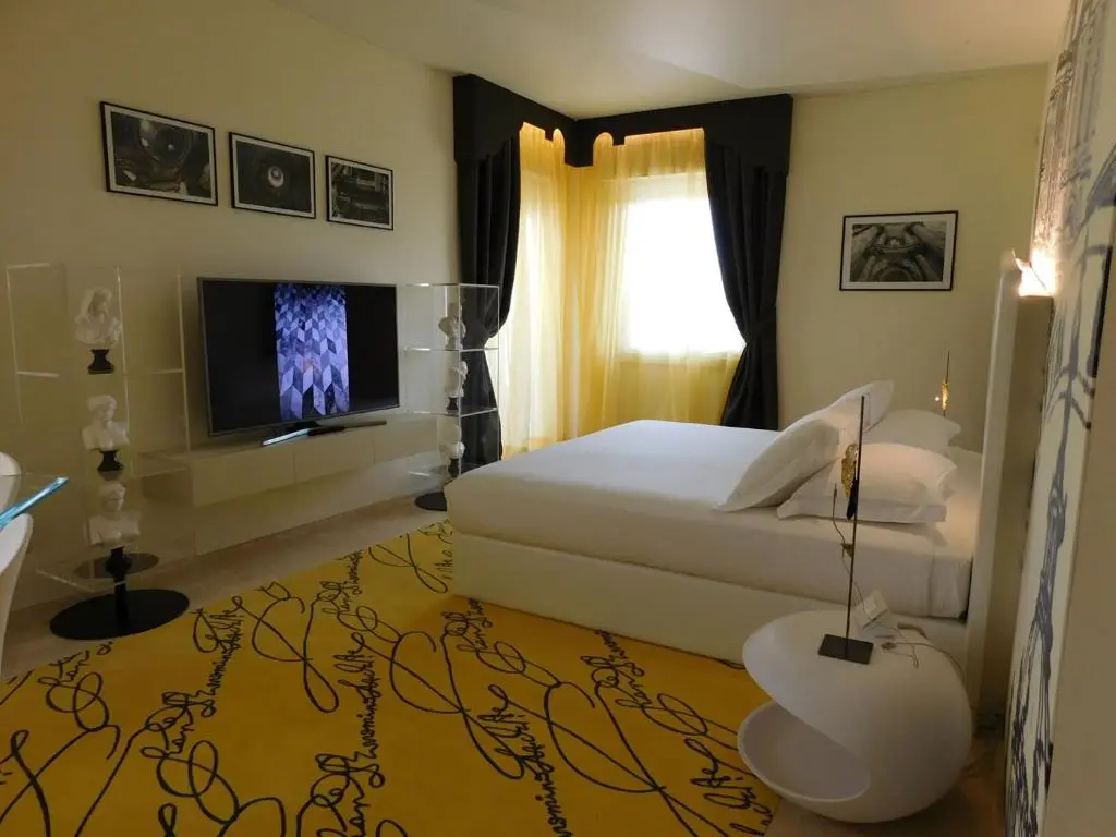 Guestroom