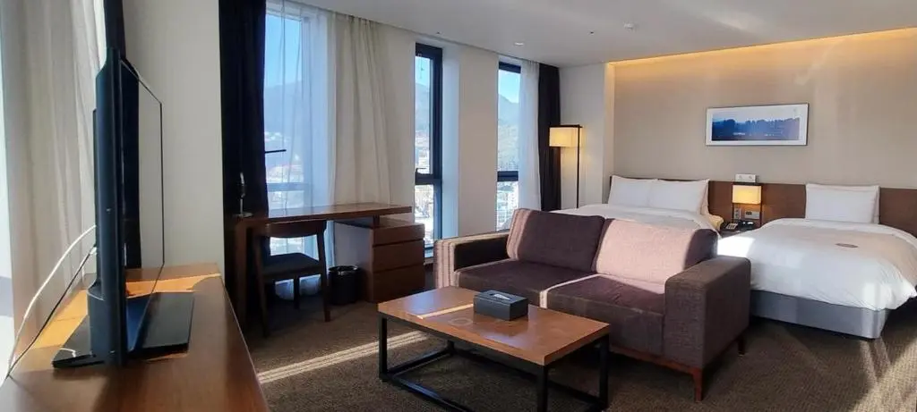 Guest room