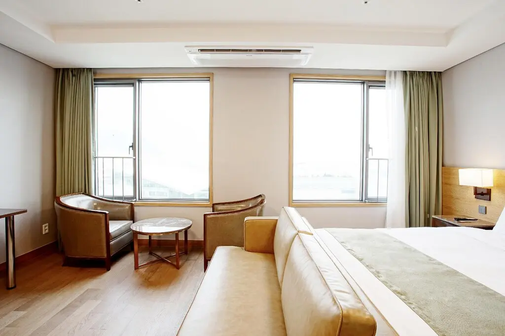 Suite Double Harbor View - Interior view