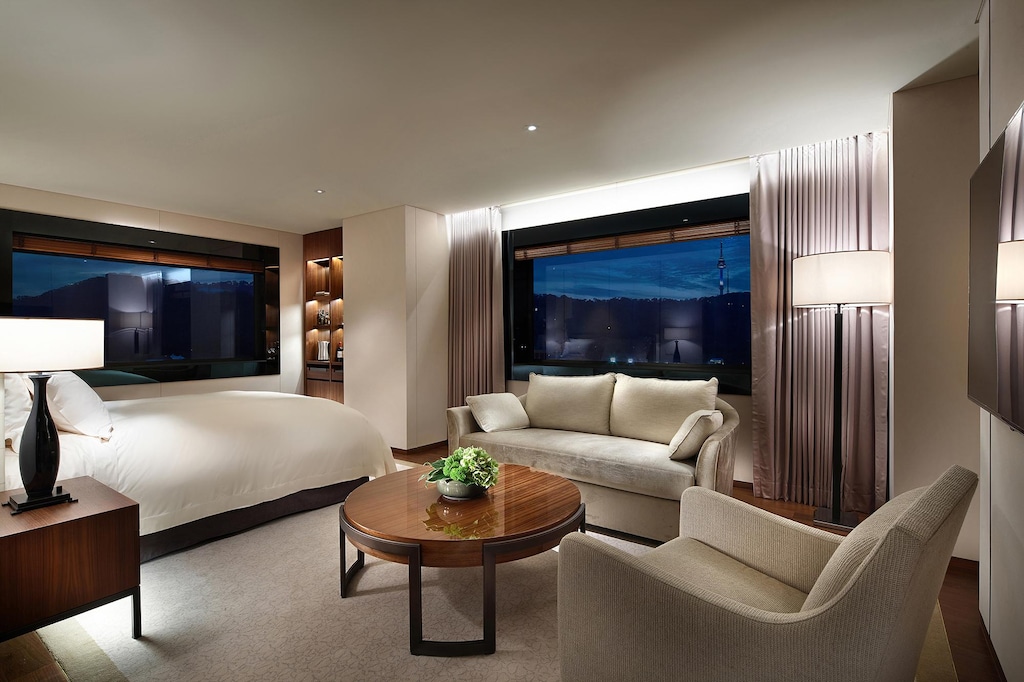 Grand Corner Deluxe Double Room - Indoor Pool Access Only - Room plan